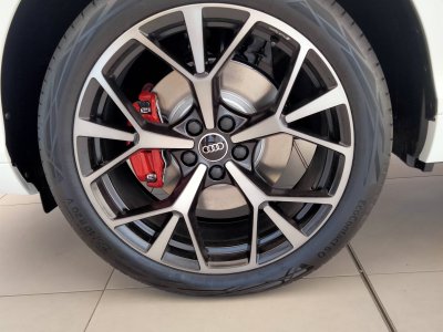 Audi Q3 HYBRIDE e-hybrid 272 ch S tronic 6 S line   - 15