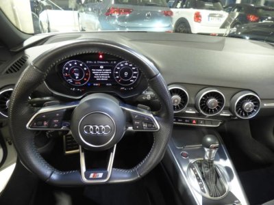 Audi TT Roadster 40 TFSI 197 S tronic 7 S line   - 15