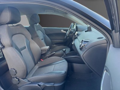 Audi A1 16 TDI 105 Ambition Luxe   - 13