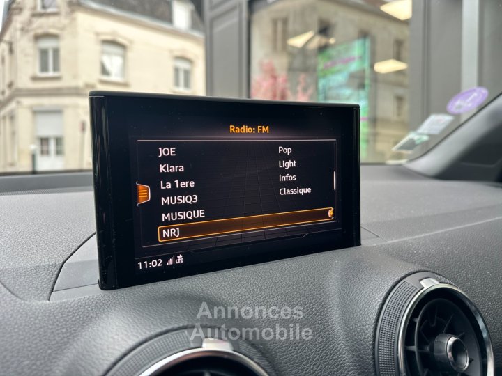 Audi Q2 14 TFSI 150 ch S tronic 7 S Line / APPLE CARPLAY / RADAR DE RECUL - 32