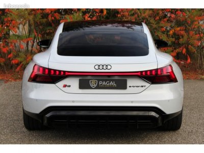 Audi e-tron GT RS | SUZUKA CERMAMIC ACC NIGHTVISION   - 4