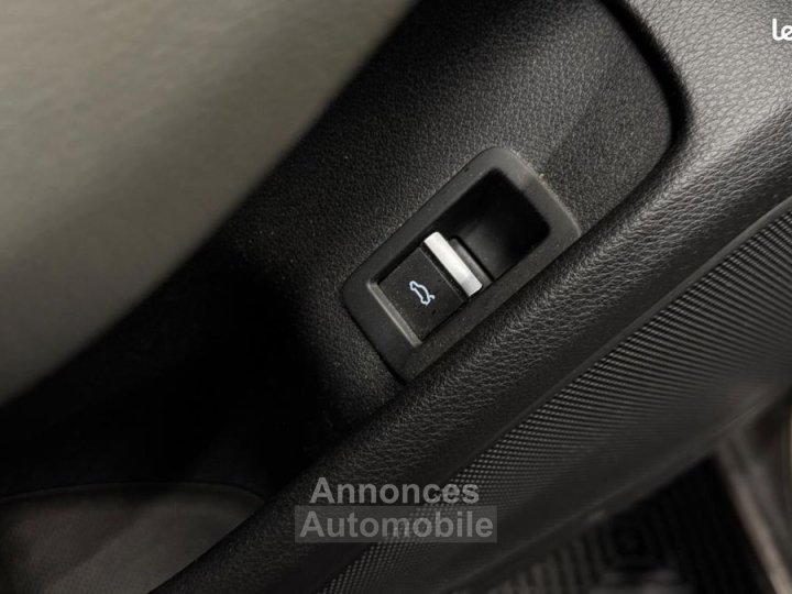 Audi A4 Avant 20 TDI 190 AMBIENTE MULTITRONIC BVA - 36