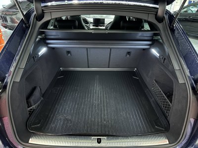 Audi A4 Avant 40 TDI 204 S tronic 7 Quattro Competition   - 7