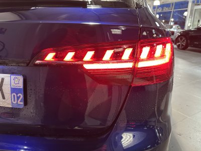 Audi A4 Avant 40 TDI 204 S tronic 7 Quattro Competition   - 10