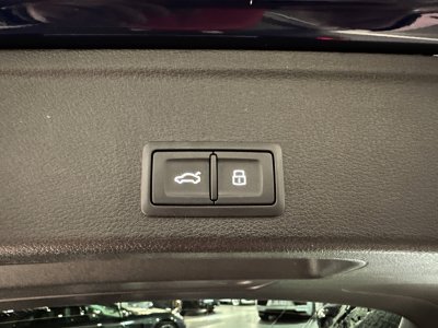 Audi A4 Avant 40 TDI 204 S tronic 7 Quattro Competition   - 11