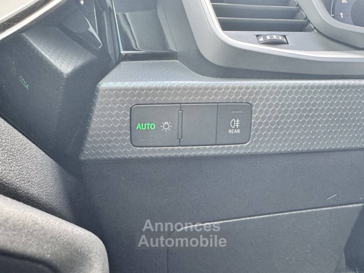 Audi A1 Sportback 30 TFSI 116 ch S tronic 7 Design - 13