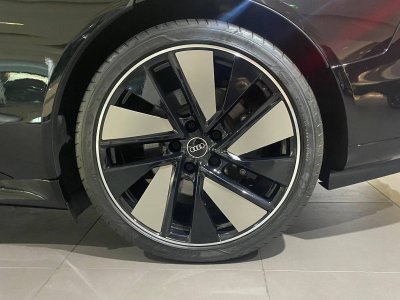 Audi e-tron GT 476 ch quattro   - 4