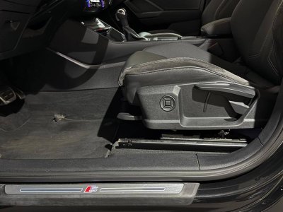 Audi Q3 35 TFSI 150 ch S tronic 7 S line   - 10