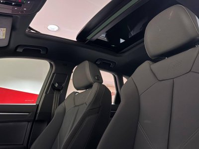 Audi Q3 35 TFSI 150 ch S tronic 7 S line   - 11