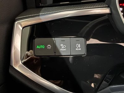 Audi Q3 35 TFSI 150 ch S tronic 7 S line   - 15