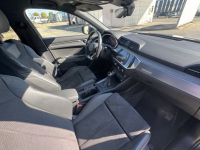 Audi Q3 Sportback 45 S-Line TFSle 245 - 12