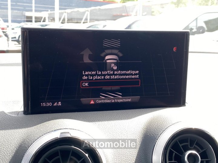 Audi Q2 20 30 TDI 116 S-tronic Avus - 15