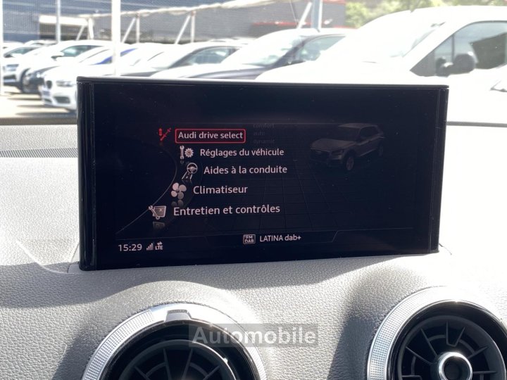 Audi Q2 20 30 TDI 116 S-tronic Avus - 24