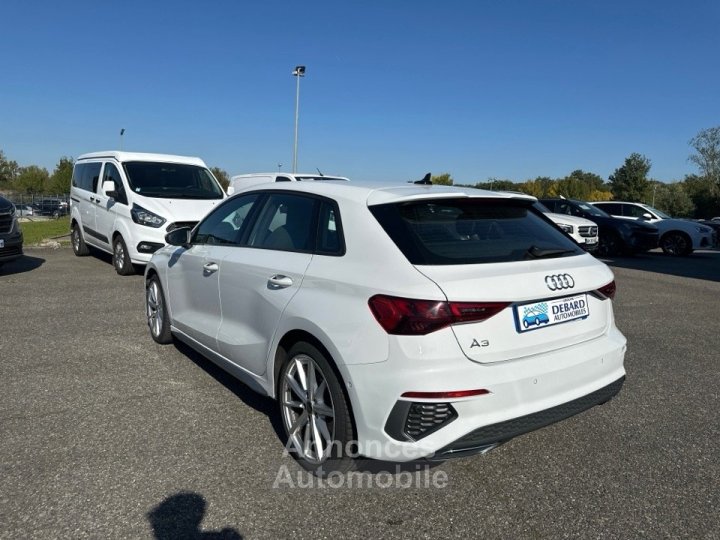 Audi A3 Sportback 35 TDI 150CH S LINE S TRONIC 7 - 8