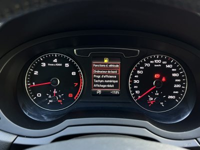 Audi Q3 PHASE 2 14 TFSI 125 Cv PREMIERE MAIN GPS ATTELAGE CRIT AIR 1 - GARANTIE 1 AN   - 26