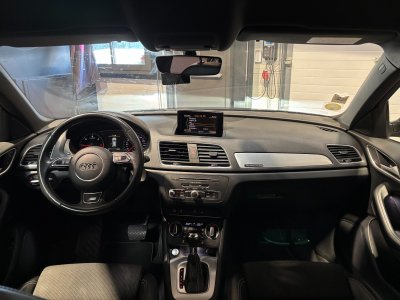 Audi Q3 20 TDI 184 ch S tronic 7 Quattro S line - excellent état - vidange de boite de vitesse à jour - entretien à jour   - 16