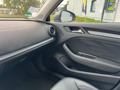 Audi A3 Sportback 16 TDI 110 Ambiente S tronic 7 - 33