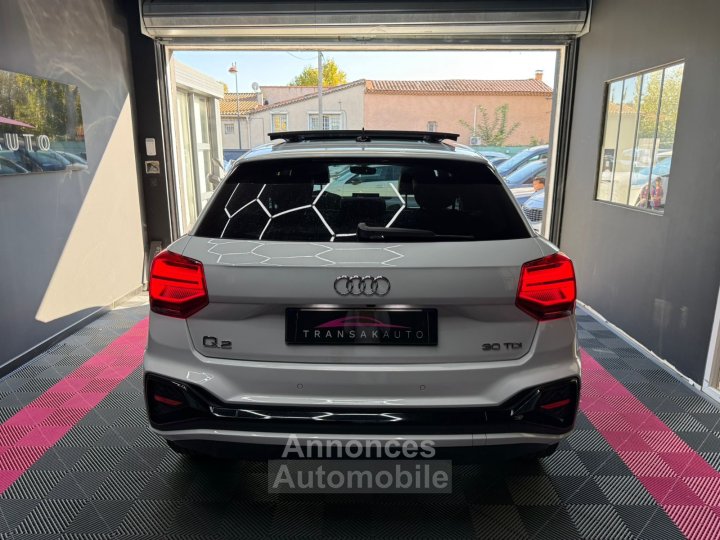 Audi Q2 30 TDI 116 S tronic 7 S line 1RE MAIN / SUIVI / TOIT OUVRANT / CAMÉRA / VIRTUAL / LUMIÈRE D'AMBIANCE / JANTES 18 / CARPLAY - 5