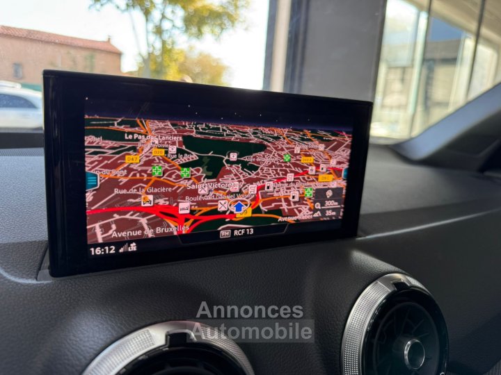 Audi Q2 30 TDI 116 S tronic 7 S line 1RE MAIN / SUIVI / TOIT OUVRANT / CAMÉRA / VIRTUAL / LUMIÈRE D'AMBIANCE / JANTES 18 / CARPLAY - 28