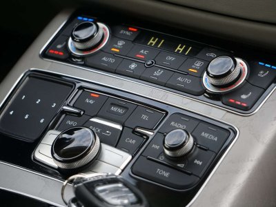 Audi S8 40 V8 TFSI SELECTION DESIGN SOFT CLOSE ACC CAM360   - 17