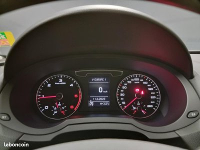 Audi Q3 20 TDI 150ch AMBIENTE QUATTRO BVA7 + Sièges chauffants   - 11