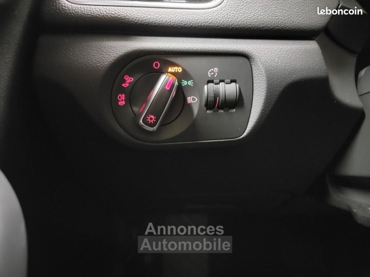 Audi Q3 20 TDI 150ch AMBIENTE QUATTRO BVA7 + Sièges chauffants - 38