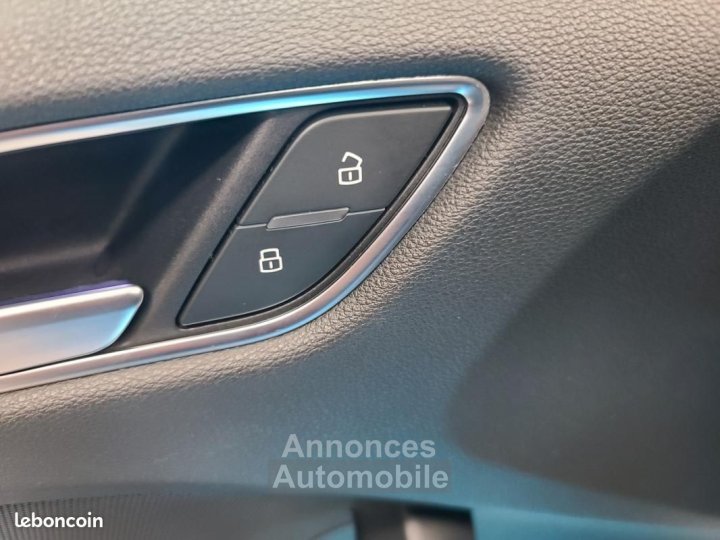 Audi A3 Sportback 16 TDI 116ch S line - 32