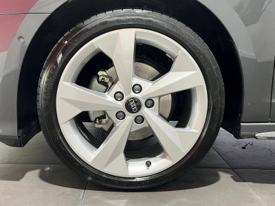 Audi A3 Sportback 35 TFSI Mild Hybrid 150 S tronic 7 S line   - 9