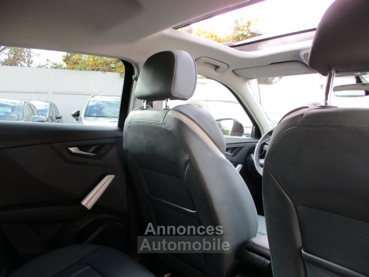 Audi Q2 35 TFSI COD 150 S tronic 7 Design Luxe - 8