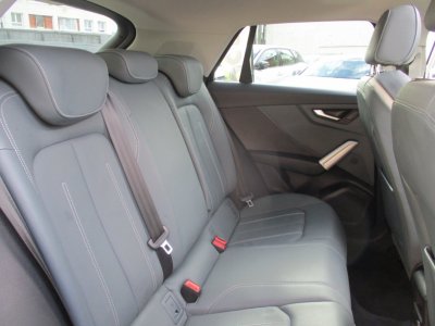 Audi Q2 35 TFSI COD 150 S tronic 7 Design Luxe   - 9