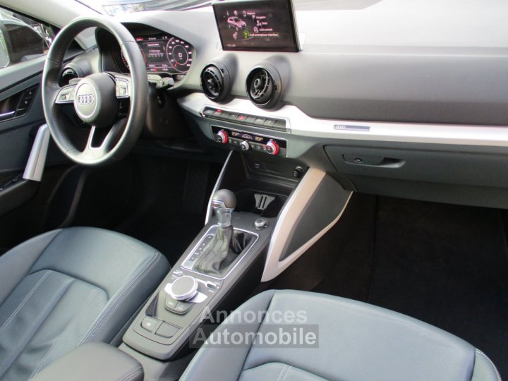 Audi Q2 35 TFSI COD 150 S tronic 7 Design Luxe - 13
