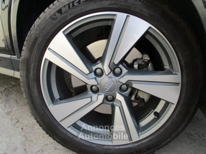Audi Q2 35 TFSI COD 150 S tronic 7 Design Luxe - 26