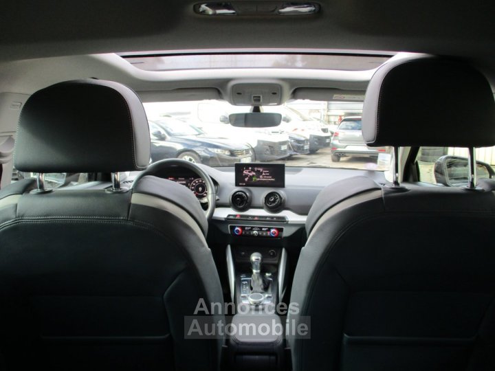 Audi Q2 35 TFSI COD 150 S tronic 7 Design Luxe - 27