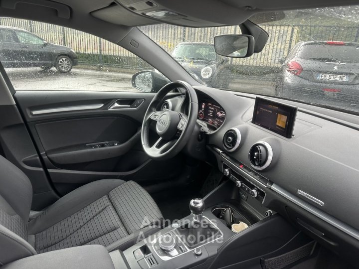 Audi A3 BERLINE 10 TFSI 115CH SPORT - 9