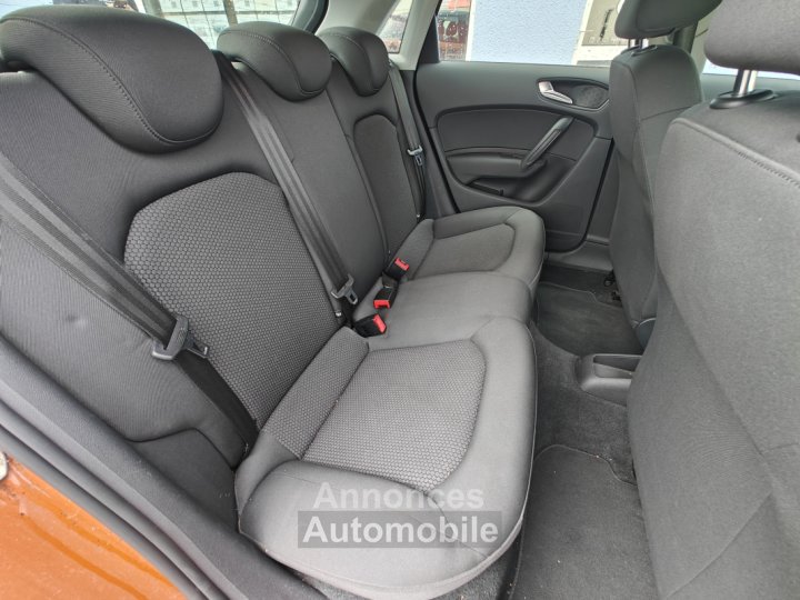 Audi A1 Sportback 16 TDI 90ch FAP Ambiente 5 places - 14