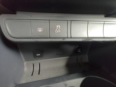 Audi A1 Sportback 16 TDI 90ch FAP Ambiente 5 places   - 32