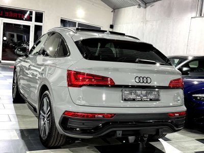 Audi Q5 PHEV 50 TFSIe Quattro S line Shadow Look 1e Main - 4