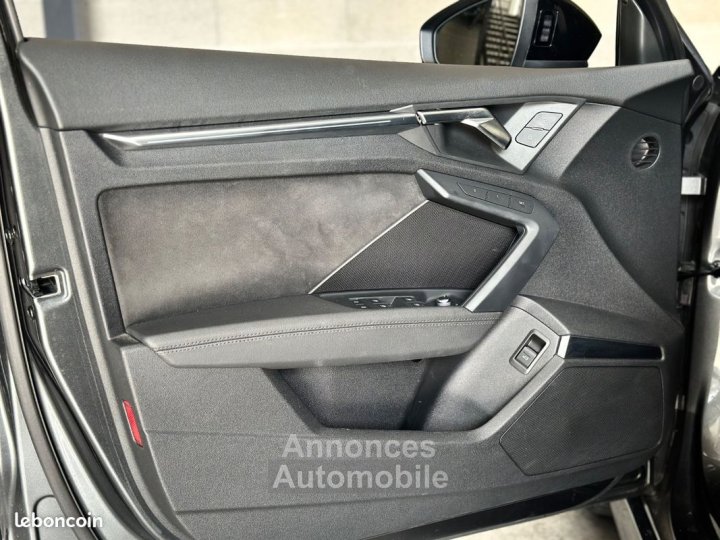Audi RS3 SPORTBACK 25 TFSI 400 quattro S-tronic FULL OPTIONS GARANTIE 12 MOIS - 17