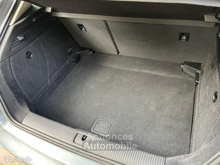 Audi A3 Sportback 14 COD TFSI 150 ULTRA AMBIENTE S-TRONIC BVA - 28