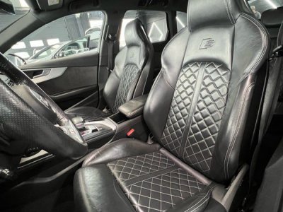 Audi A4 Avant Quattro 3x S-line 20 TDi 16V S-Tronic7 190CV   - 9