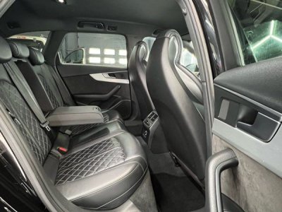 Audi A4 Avant Quattro 3x S-line 20 TDi 16V S-Tronic7 190CV   - 13