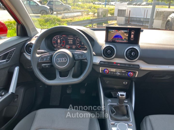 Audi Q2 30 TDI 116 S LINE Ext GPS Caméra Hayon Keyless JA 18" - 19
