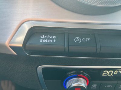 Audi Q2 30 TDI 116 S LINE Ext GPS Caméra Hayon Keyless JA 18"   - 31