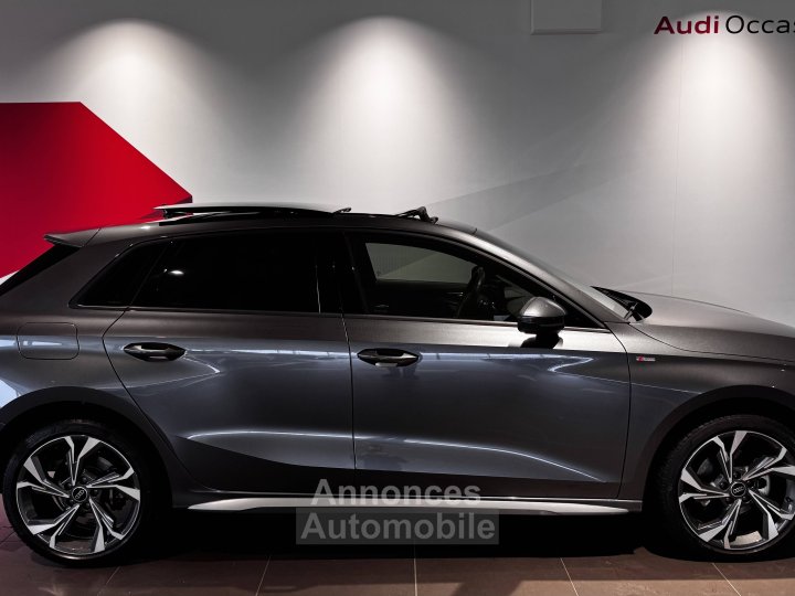 Audi A3 Sportback 35 TFSI Mild Hybrid 150 S tronic 7 S Line - 2