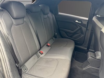 Audi A1 Sportback 30 TFSI 116 ch S tronic 7 S line   - 11