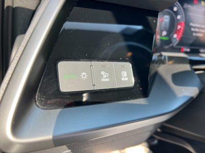 Audi A3 Sportback 35 TFSI 150ch S-Line S Tronic 7 - 25