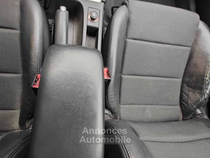 Audi A3 20 TDI 170ch S Line - 32