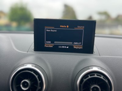 Audi A3 20 TDI 150 S Line   - 25
