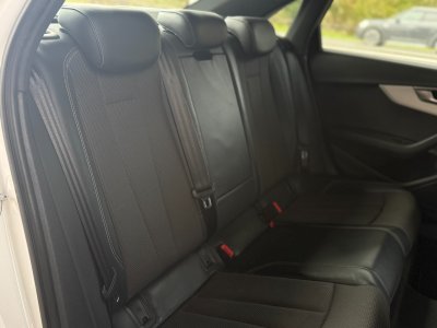 Audi A4 40 TFSI 190 S tronic 7 S-line - Apple Carplay - Black Pack - Sièges Chauffants   - 11