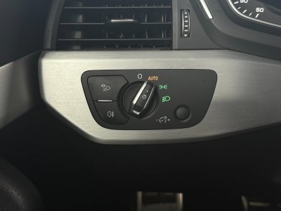 Audi A4 40 TFSI 190 S tronic 7 S-line - Apple Carplay - Black Pack - Sièges Chauffants   - 15